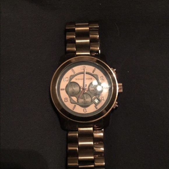 Men’s Michael Kors Chocolate Watch like new - Picture 2 of 3